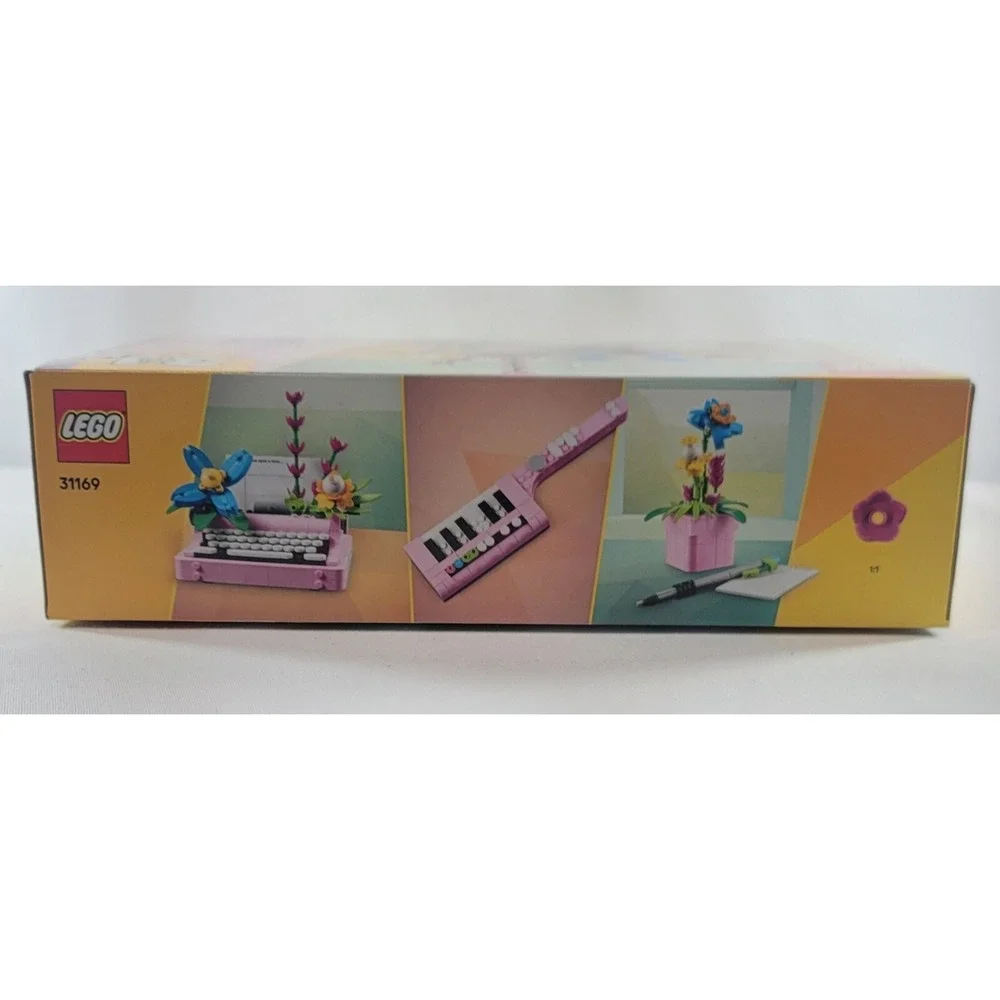 LEGO Creator 3-in-1: Typewriter‎ with Flowers (31169), 363 Pieces, New In Box
